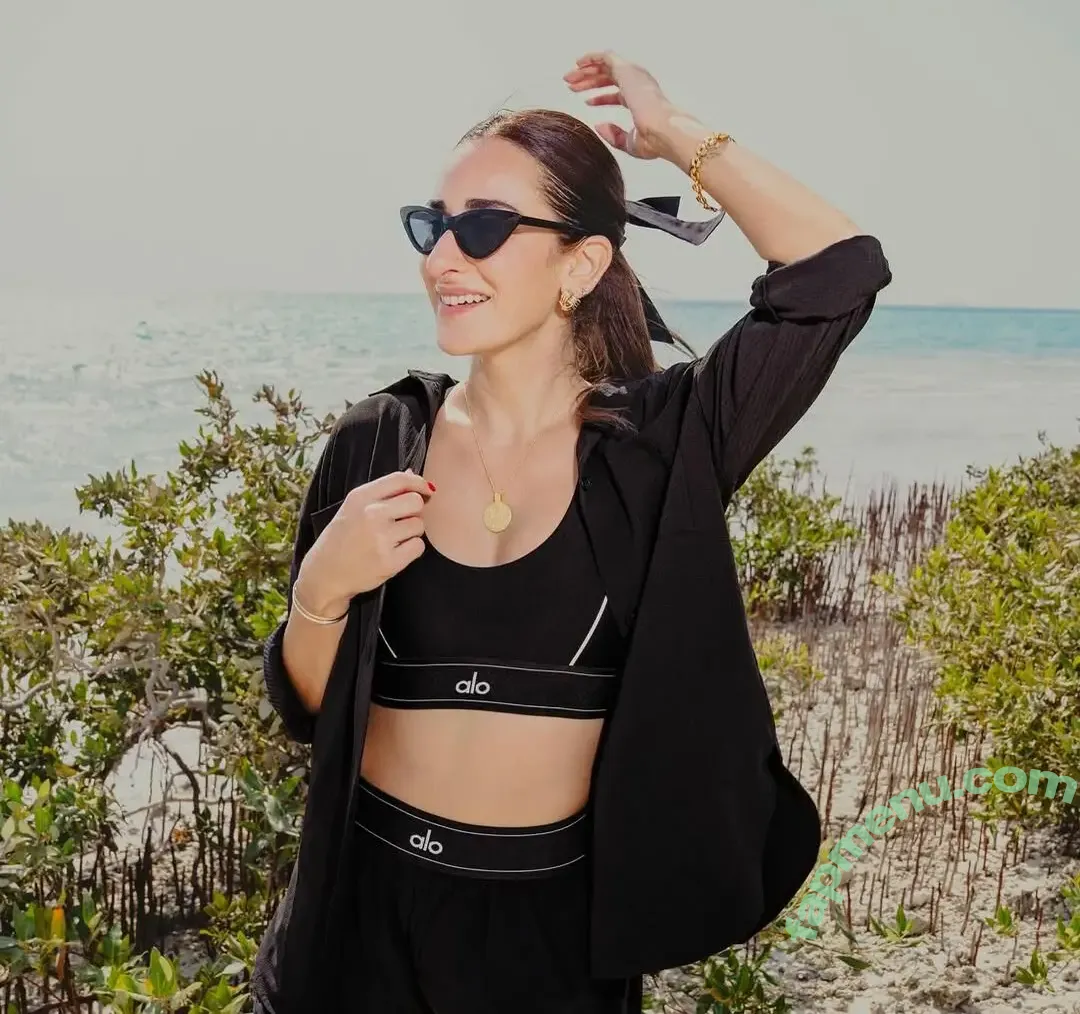 Amina Khalil nude photo #0210 (aminakhalilofficial)