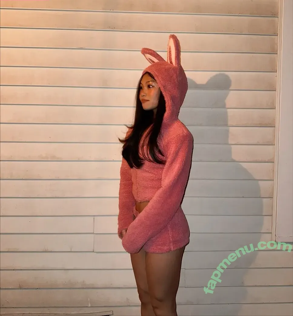 Amina Li nude photo #0165 (peachystrudel / realaminali)