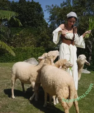 Aminova Inna / aminova.inna.555 / missinna nude photo #0764