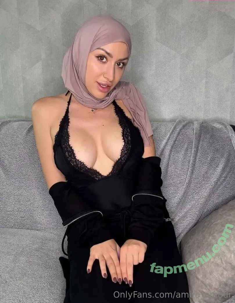 Amira_amour nude photo #0081 (_.amiraamour)