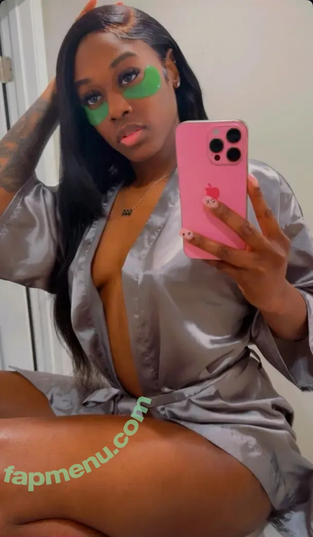 Amira Symon nude photo #0025 (amira.symon / ch0cobunny)