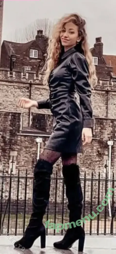 Amira Wirth nude photo #0127 (amirawirth)