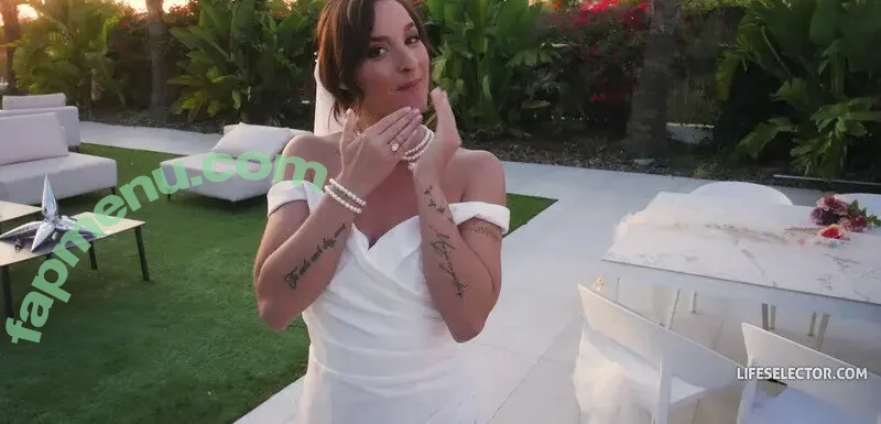 Amirah Adara nude photo #1601 (AmirahAdaraxxx / amiraadaraxx / amirahadarax)