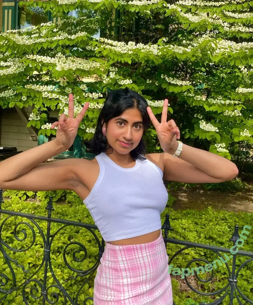 Amita Rao nude photo #0006 (amitawow)