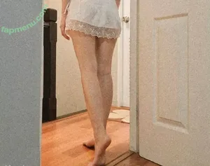  nude photo #0001
