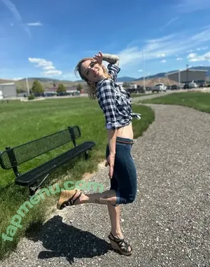 amy_bear420 / smokytonymurphyprod nude photo #0038