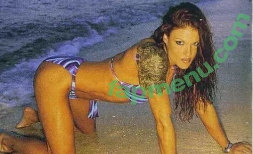 Amy Dumas nude photo #0054 (Lita / machetegirl)