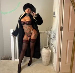 Amy Henderson / amyhaich_ / amyhaichxx / amyyhendersonnxo / missamy nude photo #0014