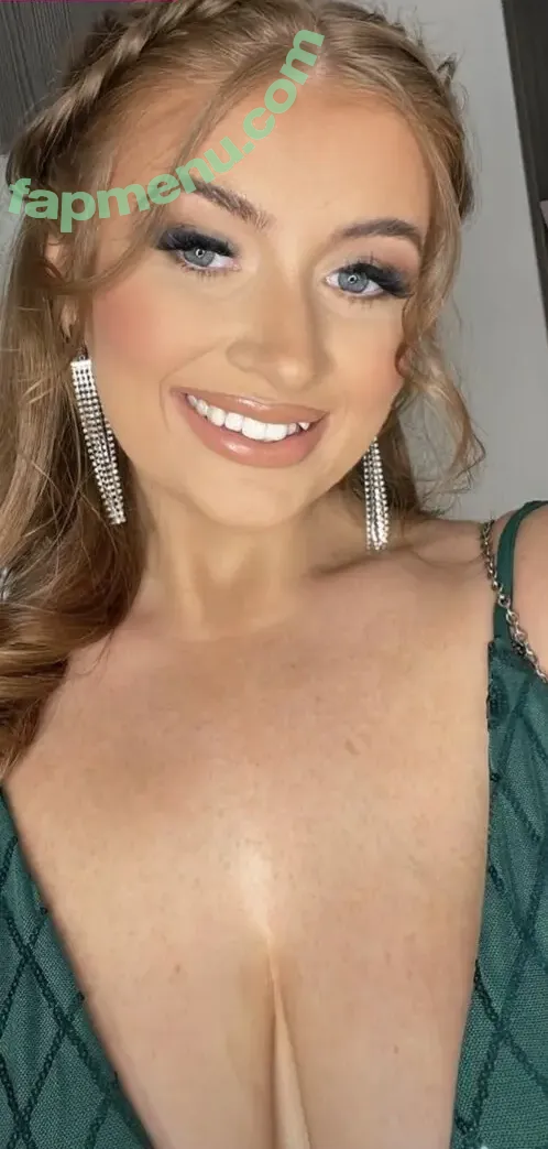 Amy Heslop nude photo #0081 (_amyheslop / ultimatelyamy)