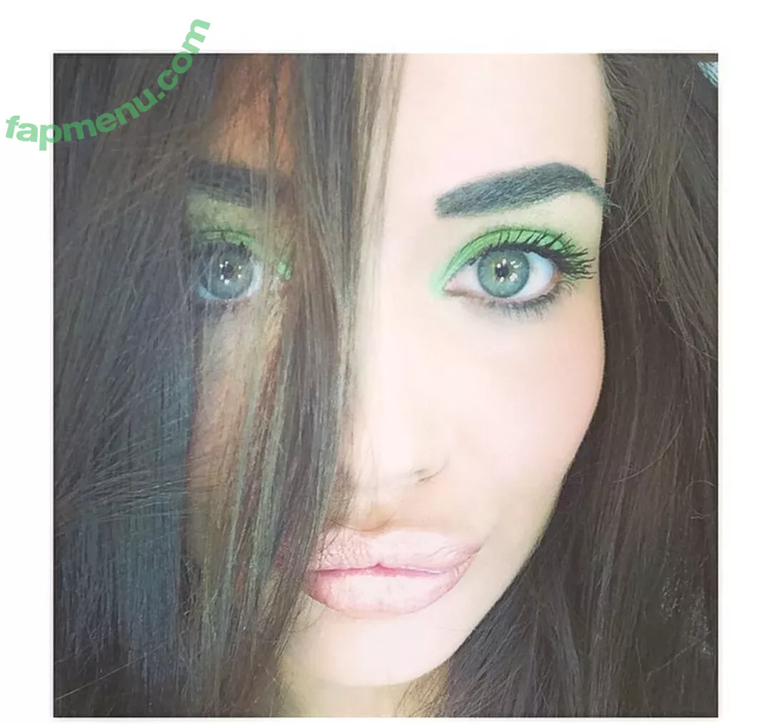 Amy Jackson nude photo #0123 (iamamyjackson / theallamericanbadgirl)