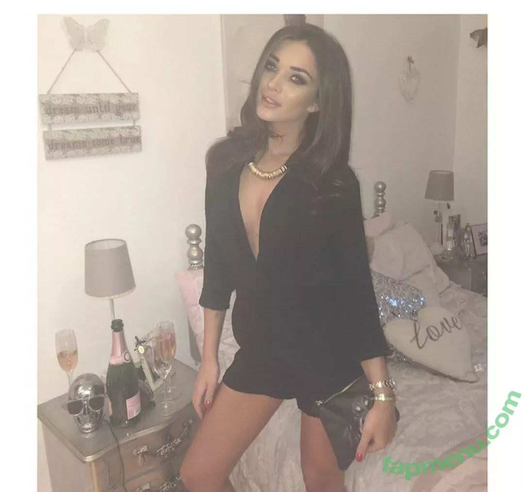 Amy Jackson nude photo #0133 (iamamyjackson / theallamericanbadgirl)
