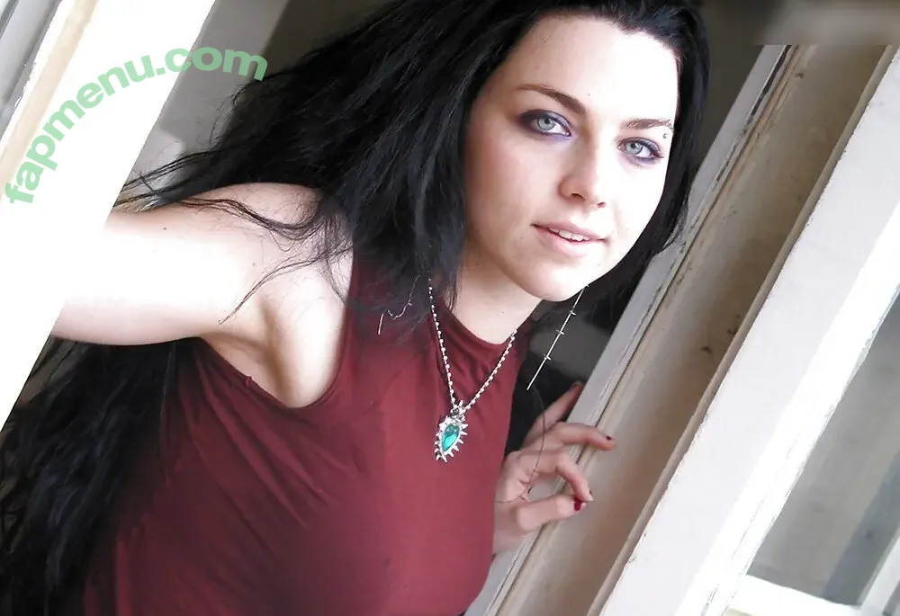 Amy Lee (Evanescence) nude photo #0003 (amylee)