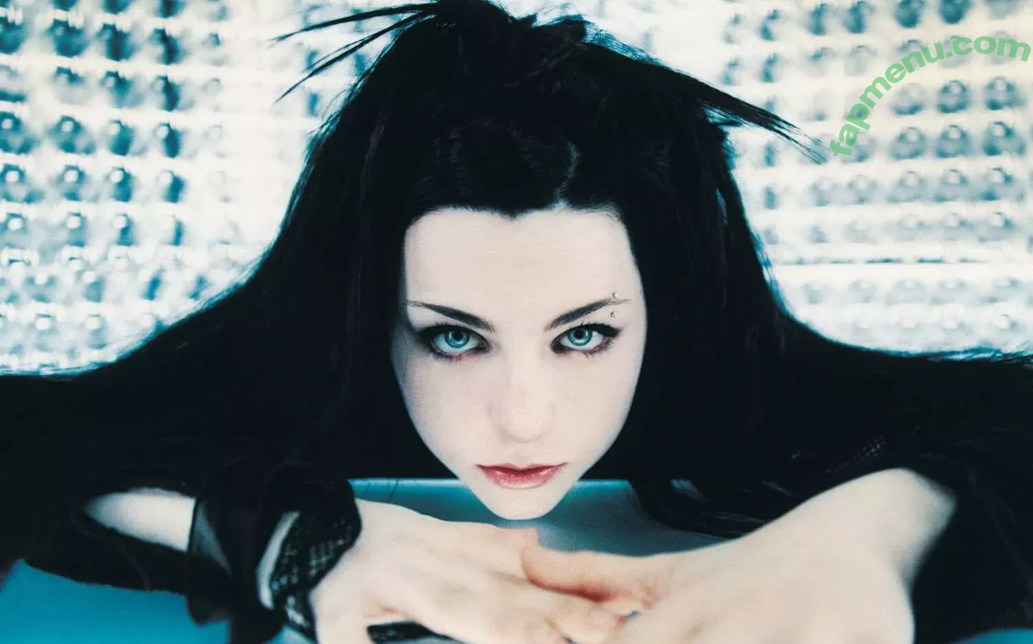 Amy Lee nude photo #0017 (AmyLee_plays / Slemgem / amy_lee / amyleeplays)