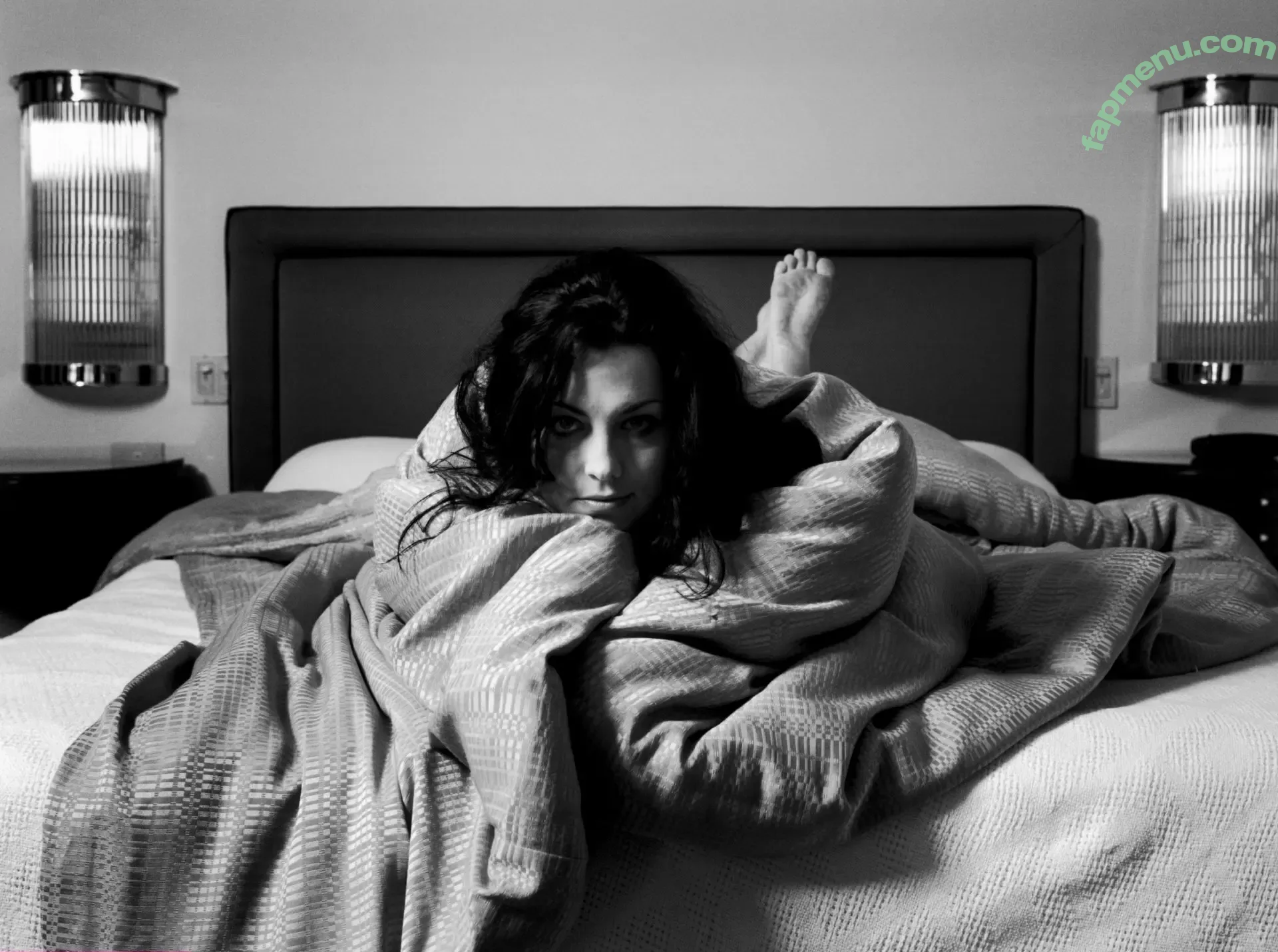 Amy Lee nude photo #0191 (AmyLeeEV / Slemgem / amy_lee / amyleeplays / youramylee)