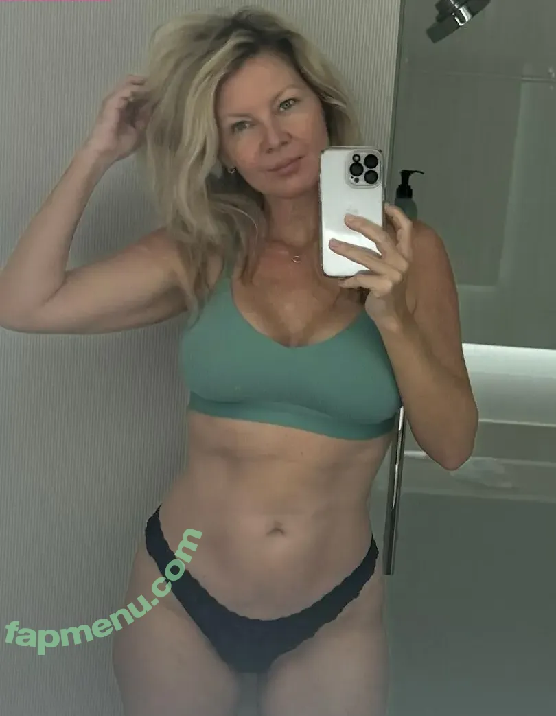 Amy Simon nude photo #0003 (Amysimontv / amykayesimon / theamysimontv)