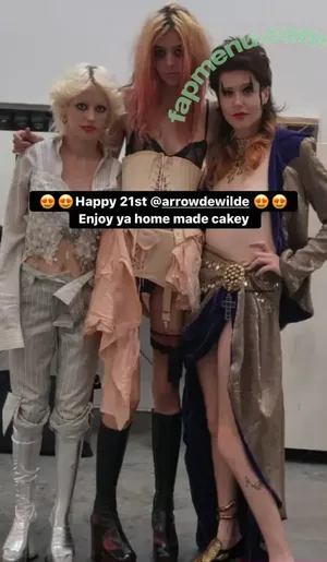 Amy Taylor / AmyTaylorOF / Amyl And The Sniffers / amytaylor / caltexcowgirll nude photo #0365