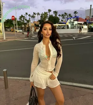 Amy Viranya Berry / amyviranya nude photo #0153