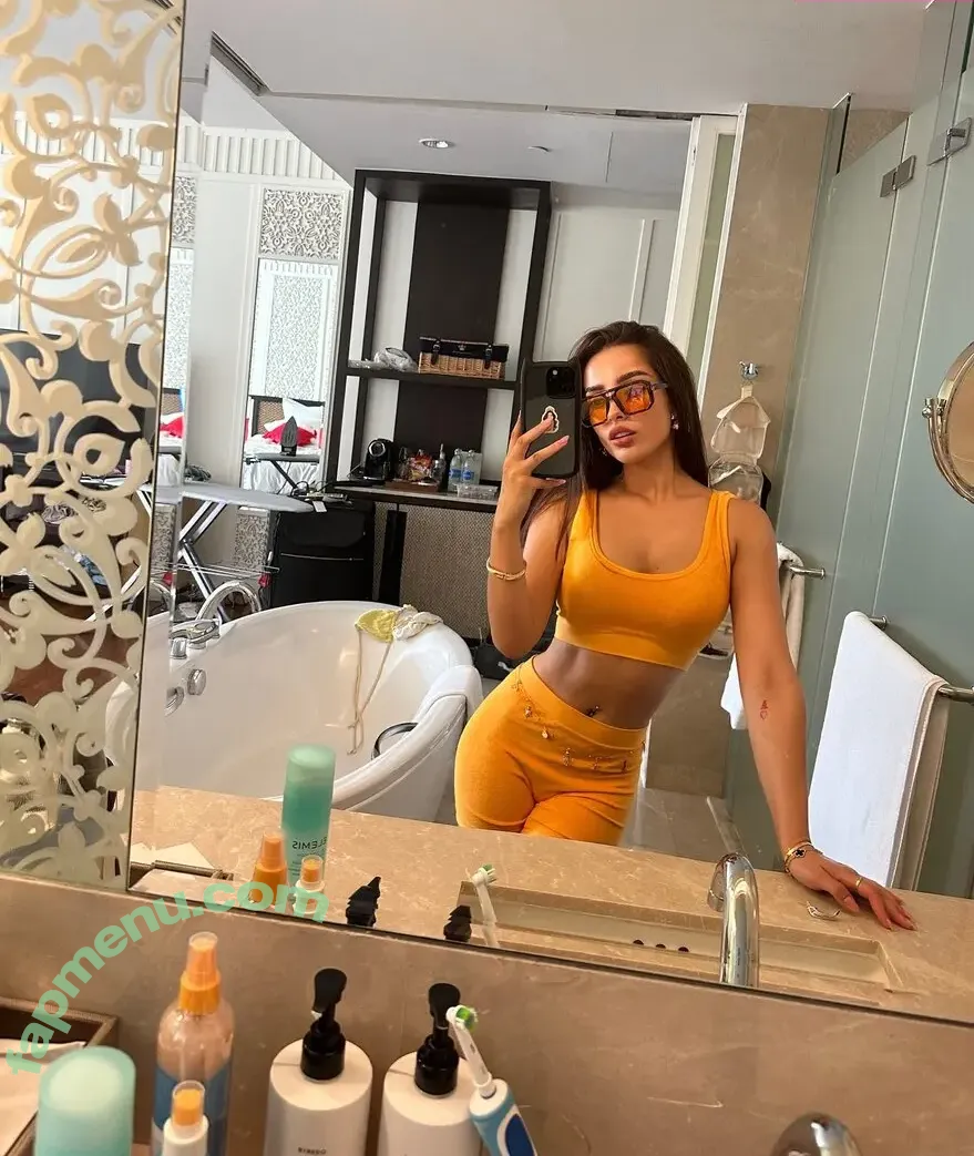 Amy Viranya Berry nude photo #0020 (amyviranya)