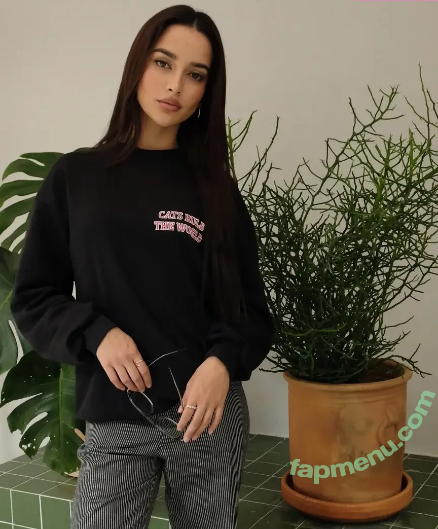 Amy Viranya Berry nude photo #0074 (amyviranya)