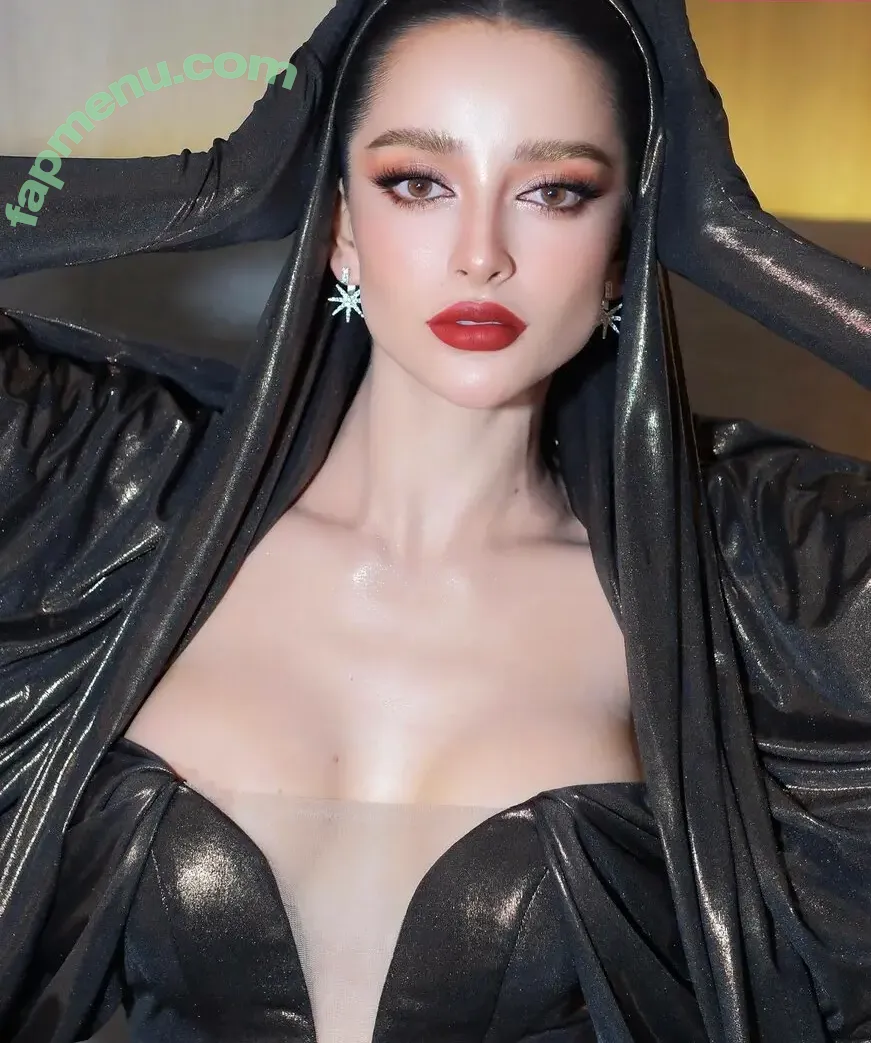 Amy Viranya Berry nude photo #0075 (amyviranya)