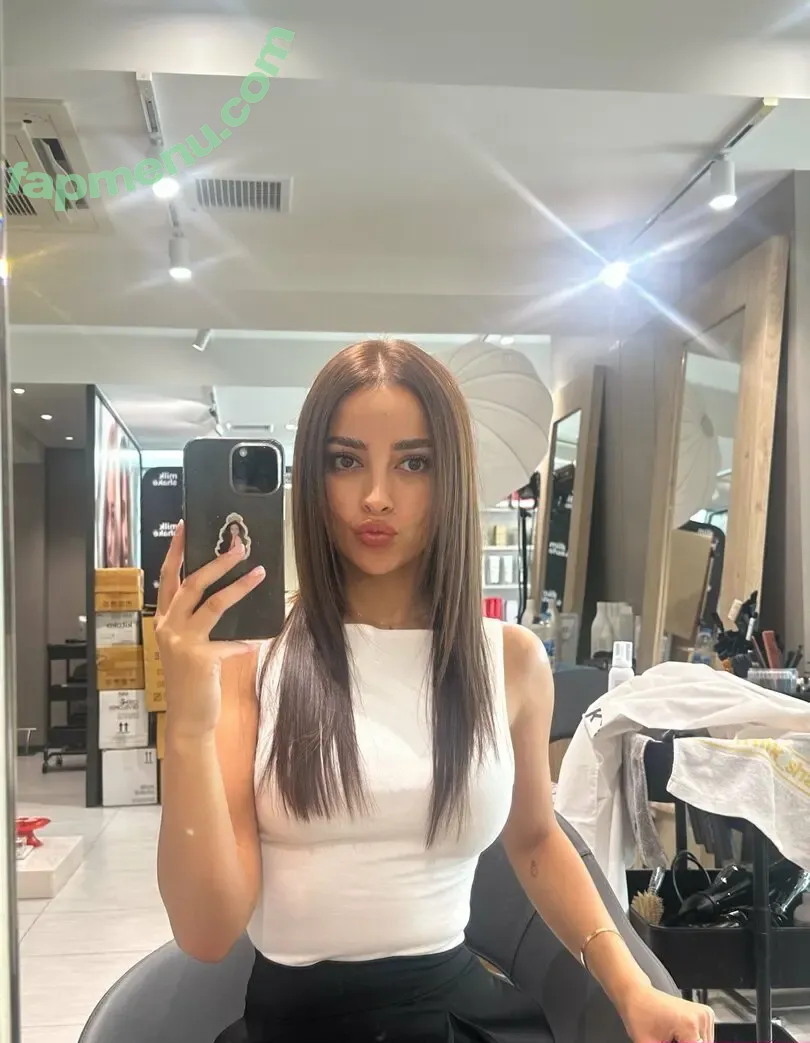 Amy Viranya Berry nude photo #0157 (amyviranya)