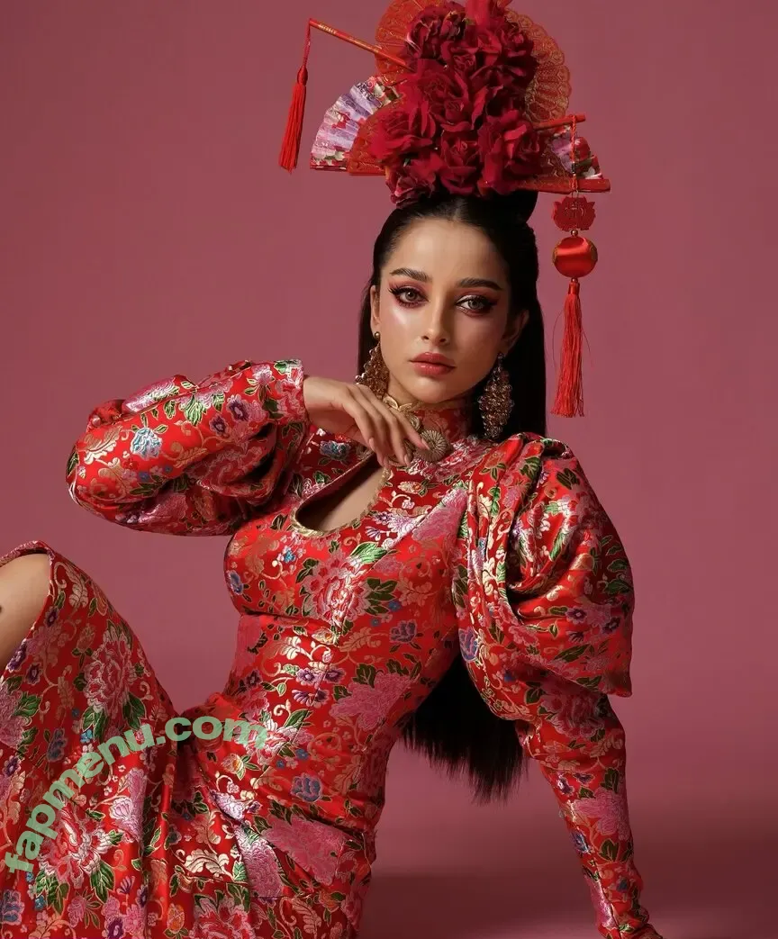 Amy Viranya Berry nude photo #0213 (amyviranya)