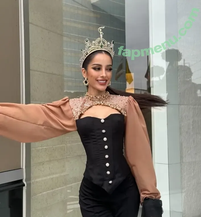 Amy Viranya Berry nude photo #0217 (amyviranya)