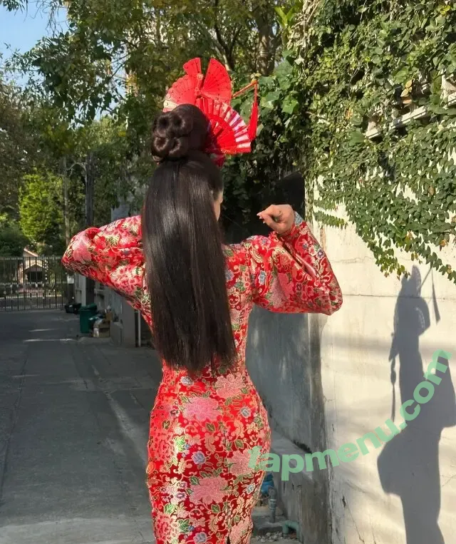 Amy Viranya Berry nude photo #0219 (amyviranya)