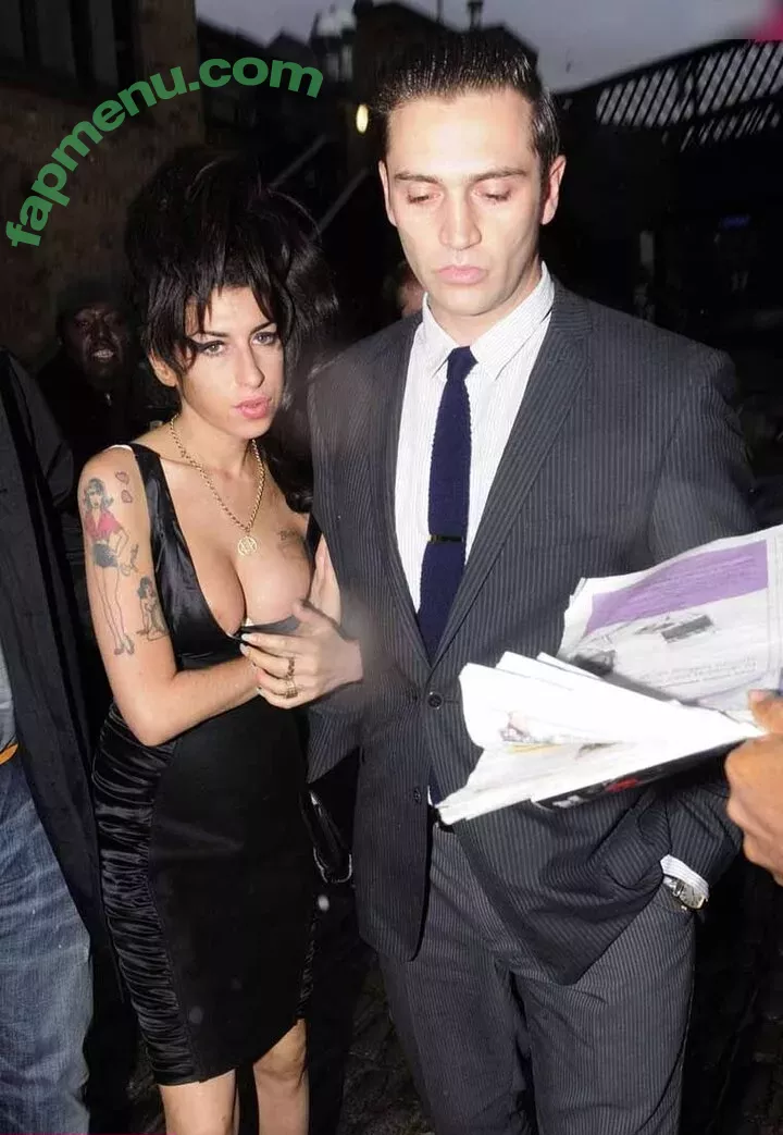 Amy Winehouse nude photo #0058 (483399061 / amywinehouse)