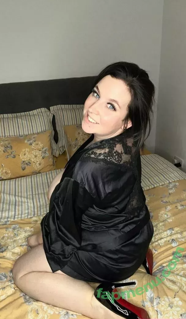 amy-yasmine nude photo #1756 (AmyYasmine_)