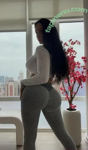  nude photo #0001