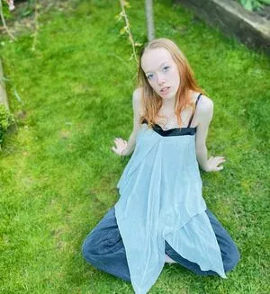 Amybeth McNulty / amybethmcnulty nude photo #0018