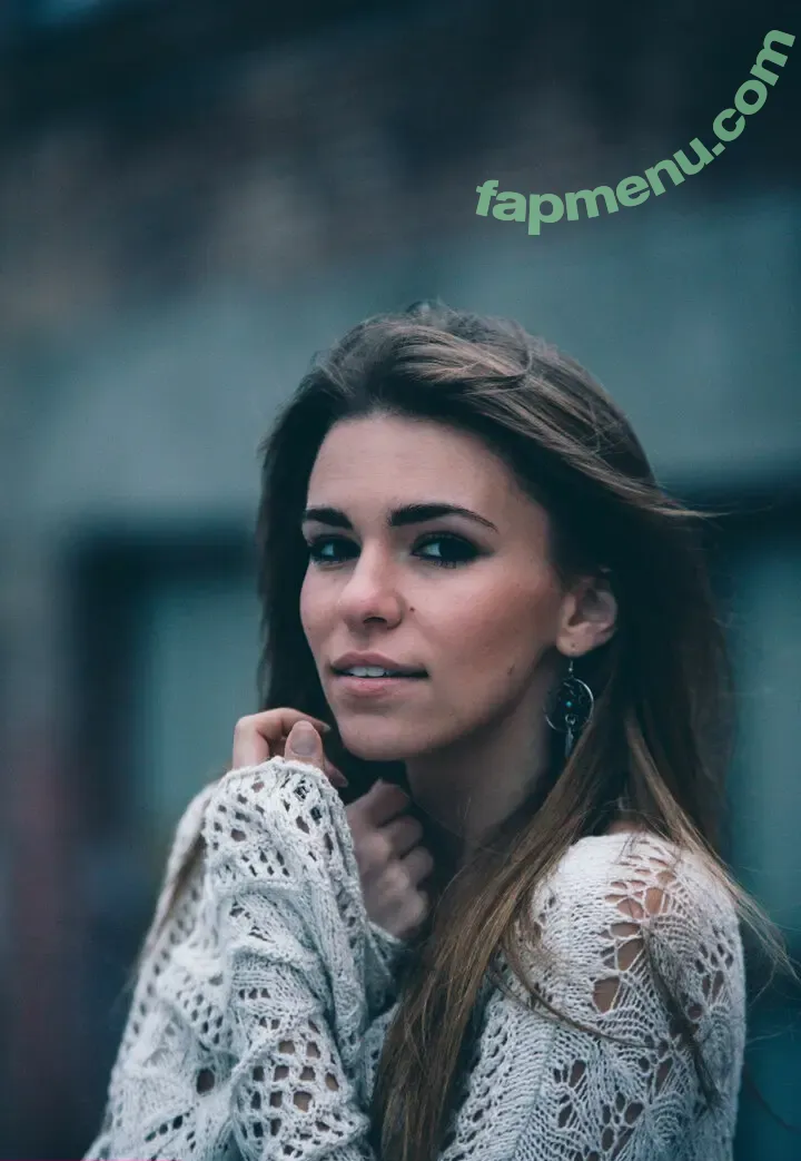 Amymarie Gaertner nude photo #0145 (amymarie)