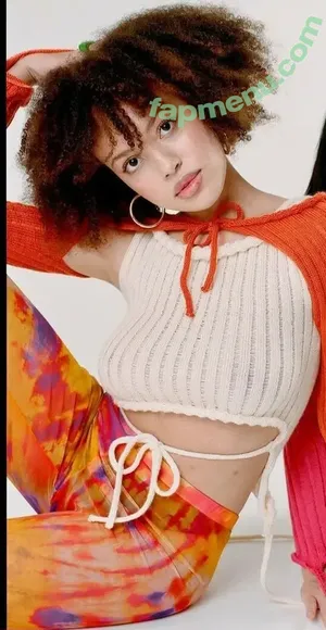 AmyMoretsele / Amy Moretsele / xx-alien nude photo #0007
