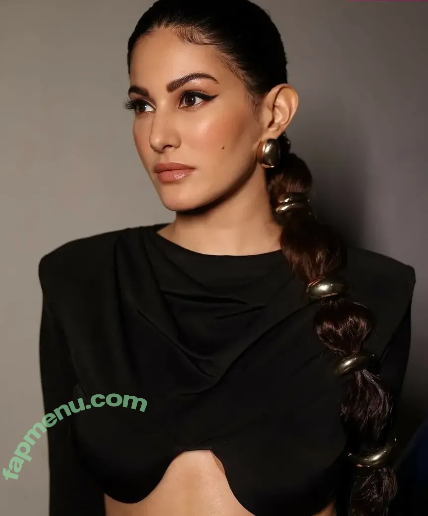 Amyra Dastur nude photo #0034 (amyradastur)