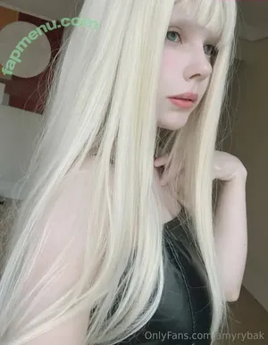  nude photo #0001