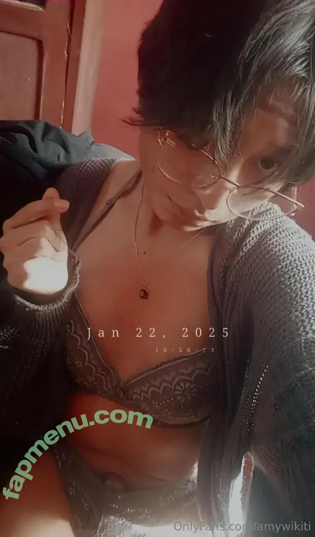 amywikiti nude photo #0012 (amywikiti)