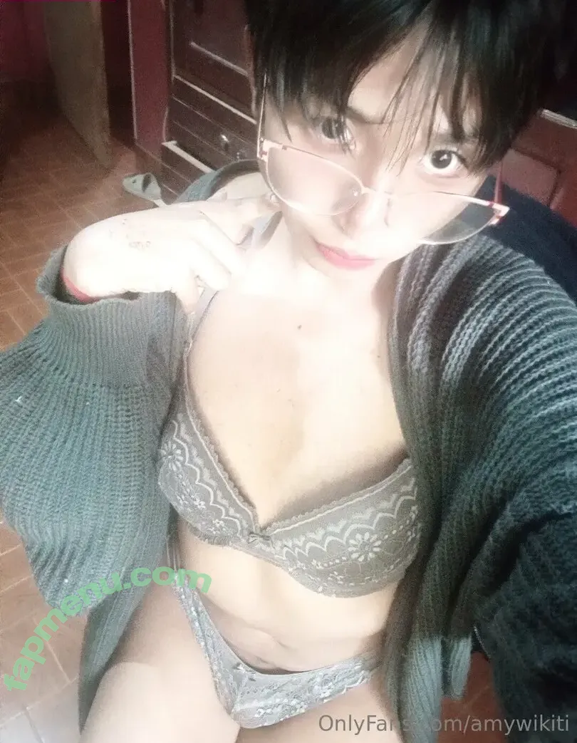 amywikiti nude photo #0019 (amywikiti)