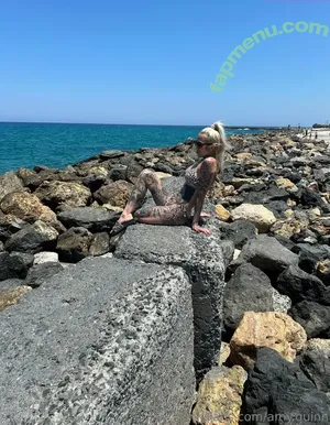 amyy.hazel / itsamyhazel_ nude photo #0009