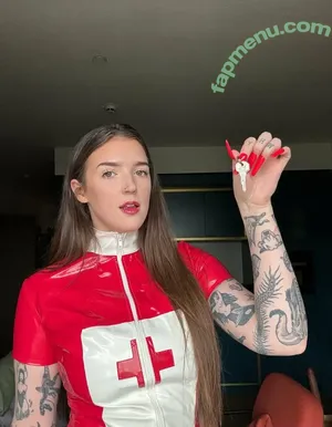 amyyyoxxox / amyyy_xoxoxo nude photo #0024