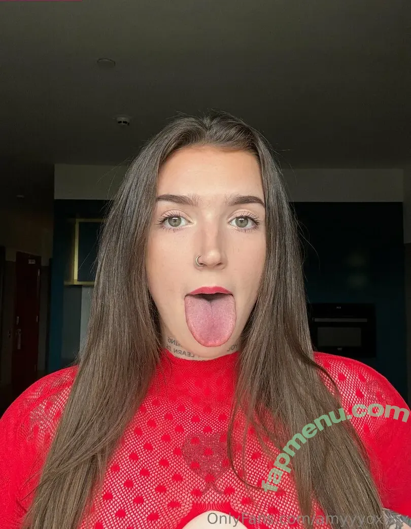 amyyyoxxox nude photo #0020 (amyyy_xoxoxo)