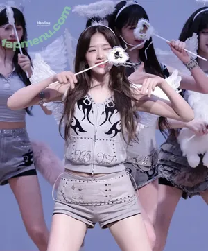 An Yujin 안유진 | / An IVE / _yujin_an nude photo #0181