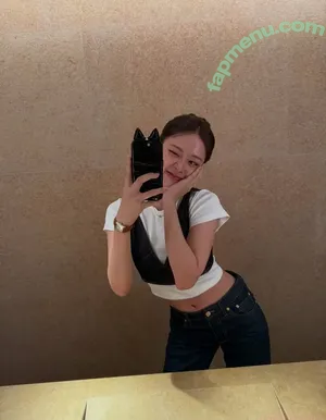 An Yujin 안유진 | / An IVE / _yujin_an nude photo #0201