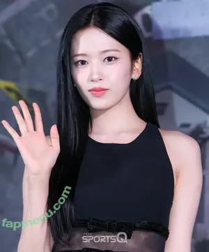 An Yujin 안유진 | / An IVE / _yujin_an nude photo #0223
