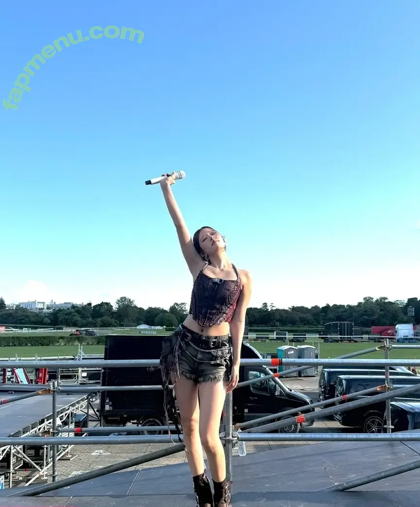 An Yujin 안유진 | nude photo #0137 (An IVE / _yujin_an)