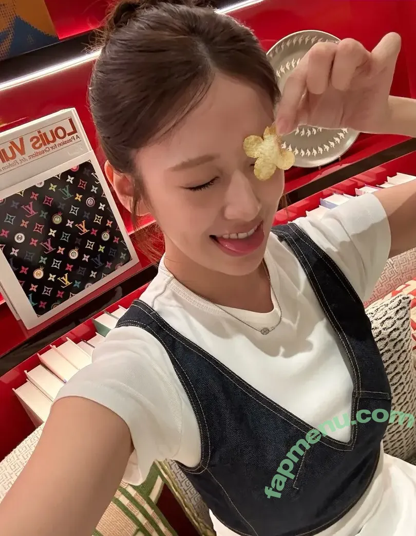 An Yujin 안유진 | nude photo #0200 (An IVE / _yujin_an)