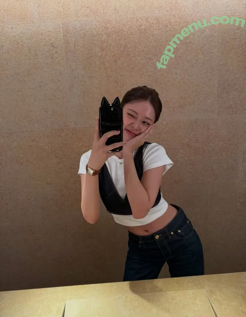 An Yujin 안유진 | nude photo #0201 (An IVE / _yujin_an)