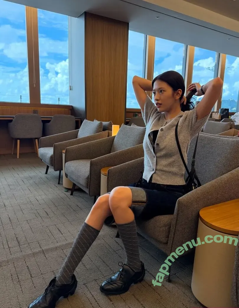 An Yujin 안유진 | nude photo #0203 (An IVE / _yujin_an)