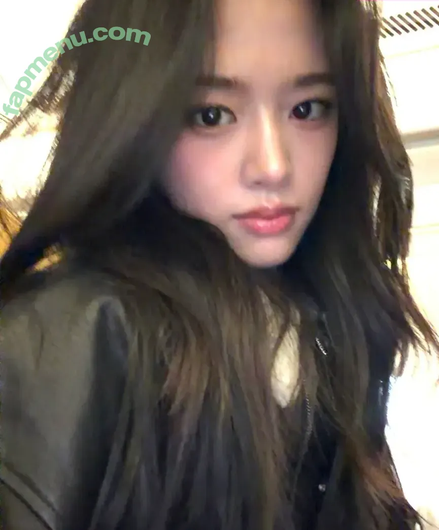 An Yujin 안유진 | nude photo #0332 (An IVE / _yujin_an)