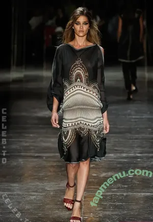 Ana Beatriz Barros / abeatriz / anabeatrizbarrosofficial nude photo #0196